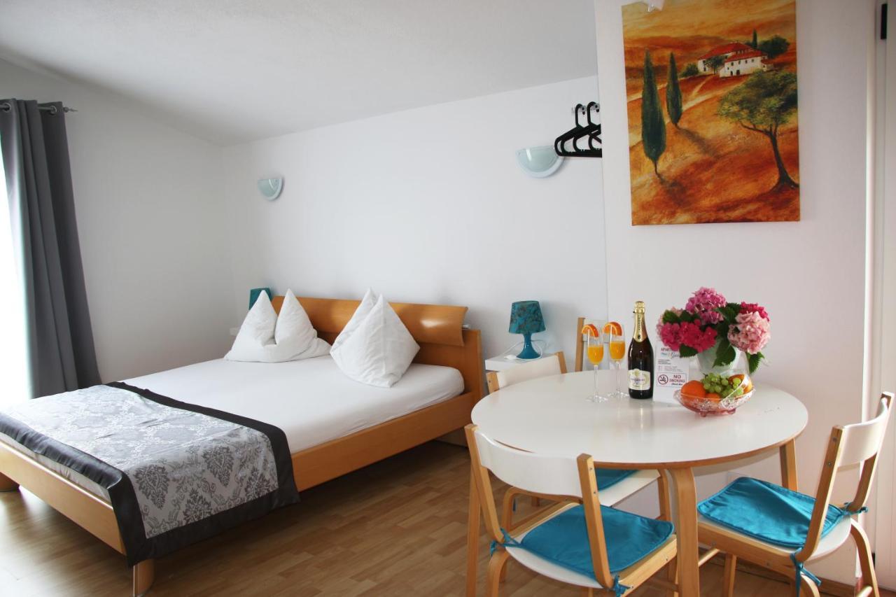 Apartments Gavric Trogir Eksteriør bilde