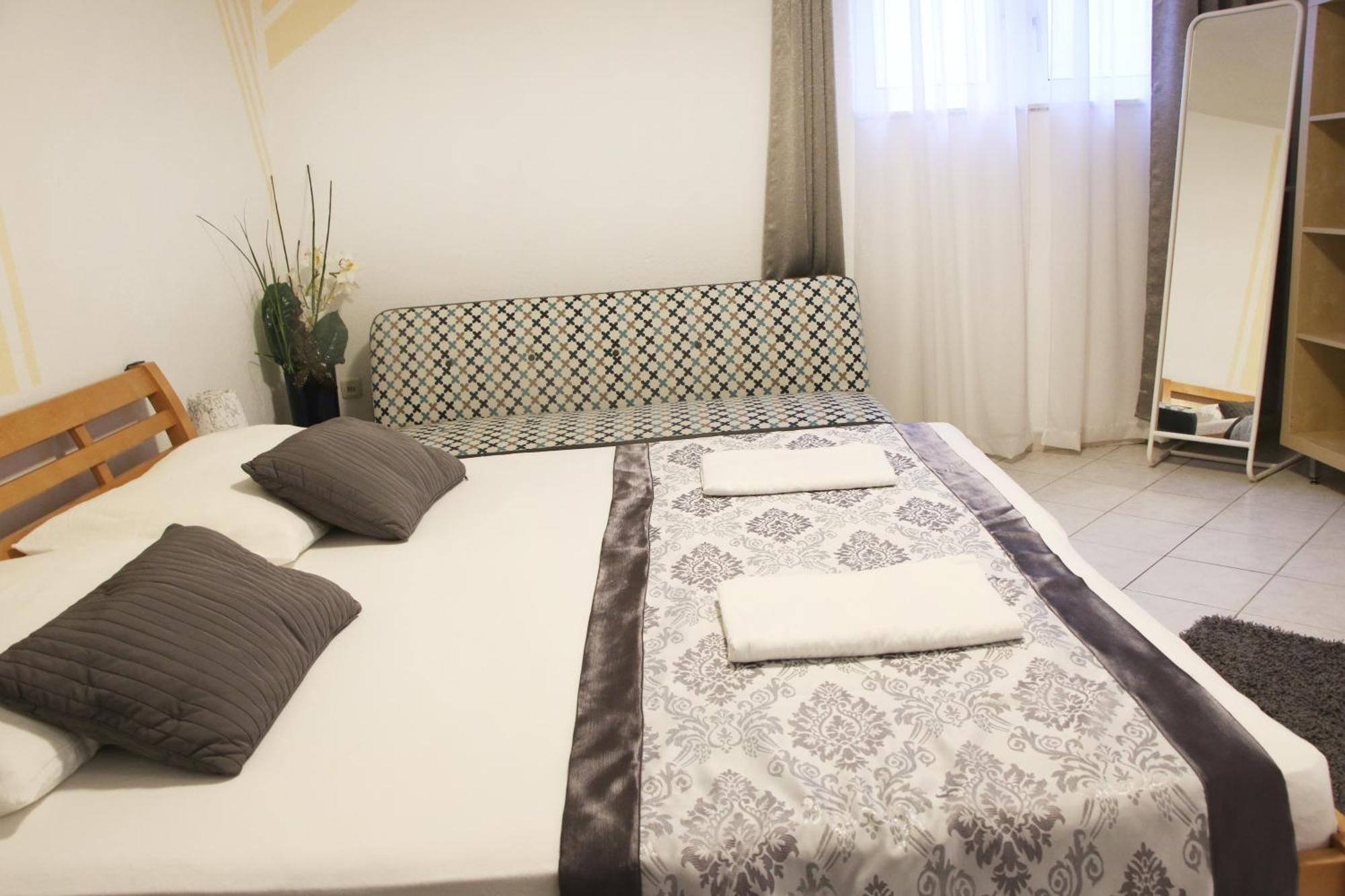 Apartments Gavric Trogir Rom bilde